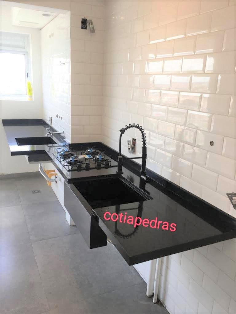 Pia de cozinha em mármore